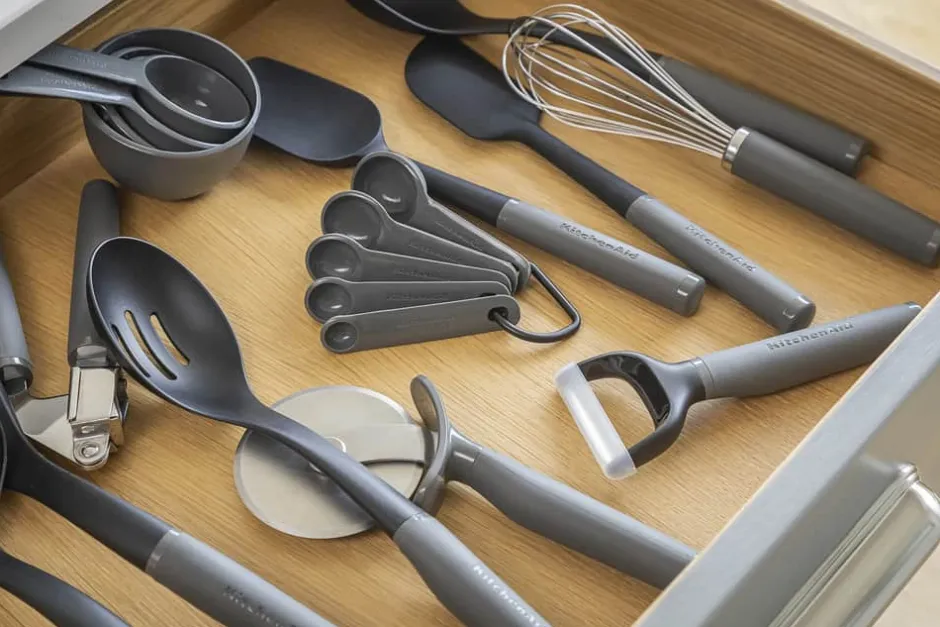 KitchenAid Coreline Soft Grip Y Skræller* Grøntsags- Og Kartoffelskrællere
