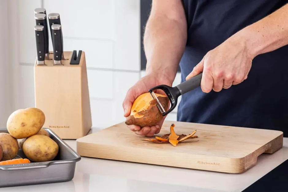 KitchenAid Coreline Soft Grip Y Skræller* Grøntsags- Og Kartoffelskrællere