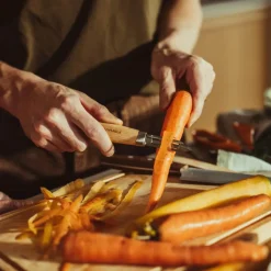 Fiskars Folken Skræller* Grøntsags- Og Kartoffelskrællere
