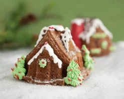 Nordic Ware Gingerbread House Duet Bageform* Bageforme