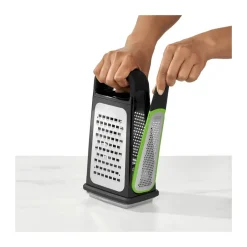 OXO Good Grips Box Rivejern m. opsamler* Snitte- Og Rivejern
