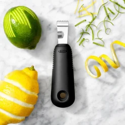 OXO Good Grips Citronrivejern* Snitte- Og Rivejern