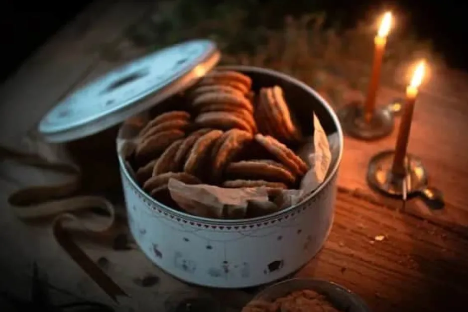 Wik & Walsøe Julemorgen Kagedåser - 2 stk.* Dåser Og Kagedåser|Dåser Og Kagedåser