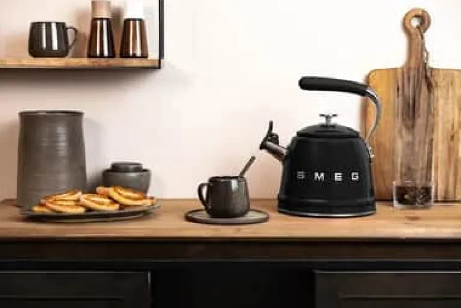Smeg 50's Style Fløjtekedel* Kedler